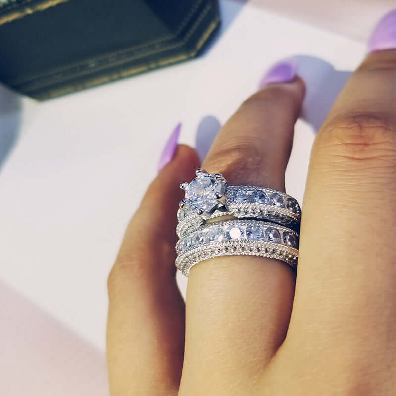 Elegant 925 sterling silver engagement ring set on a woman&