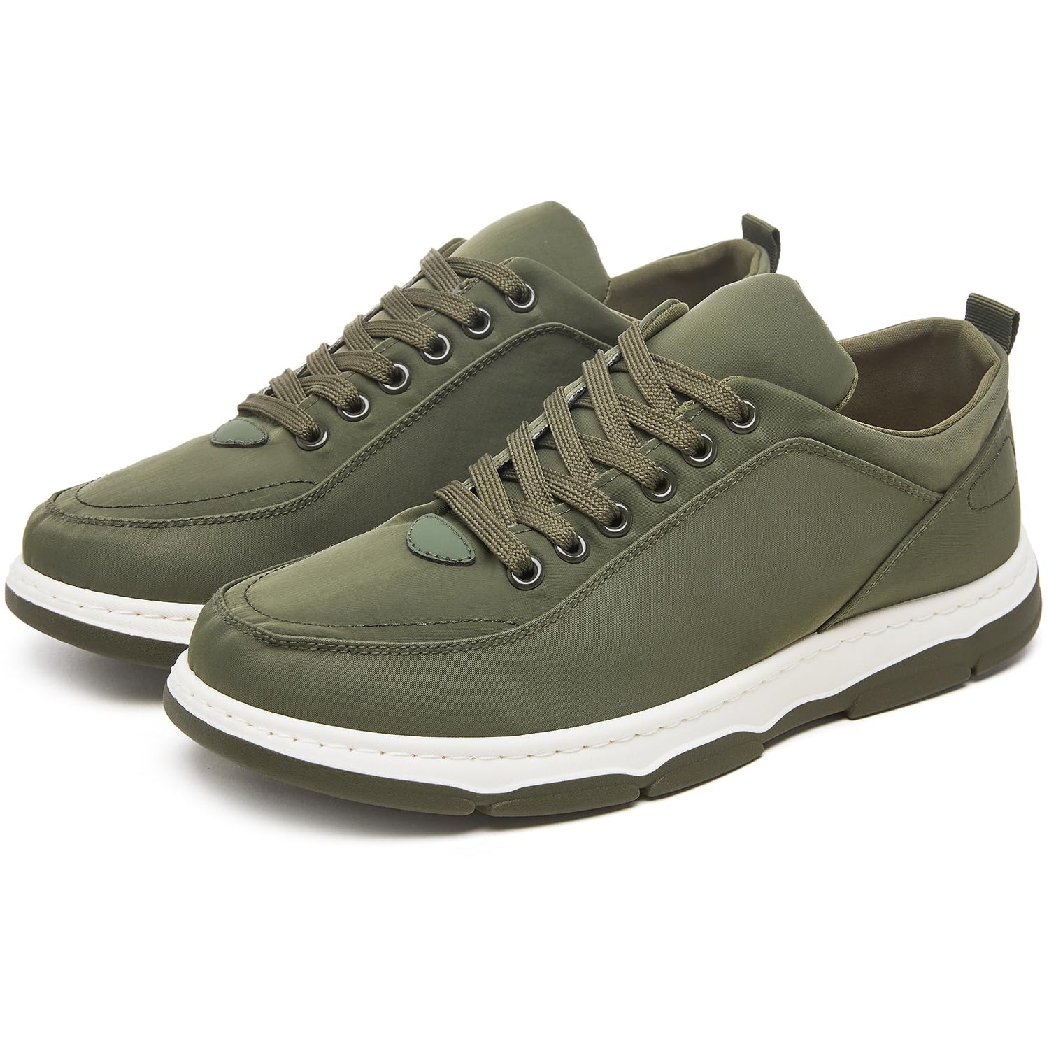 comfortable low top fashion sneakers for men in green with lace-up design and soft non-slip outsole