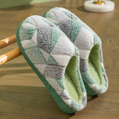 Thick soft bottom plush slippers for winter in green, designed for warmth and comfort this autumn and winter.